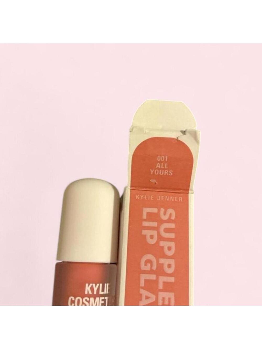 Kylie Cosmetics  Pink and Red Makeup